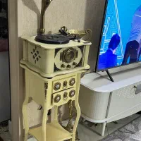 با سلام گرامافون سالم و شیک مناسب جهیزیه