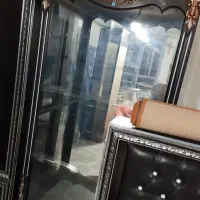 مبل تمیز وبوفه  مبل ۴۰۰۰۰۰۰۰ بوفه ۴۰۰۰۰۰