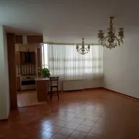اجاره آپارتمان ۹۰ متری ۲ خوابه طبقه ۳ در سنایی
