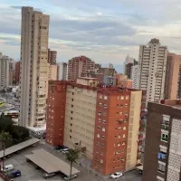 معاوضه یک واحد در شهر ساحلی اسپانیا،...