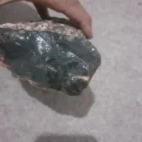 عقیق مشکی نور ازش رد میشه