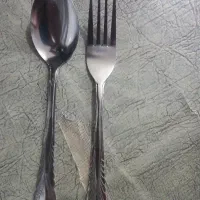 قاشق و چنگال..