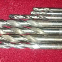 مته اهن و دیوار و پیچ گوشتی