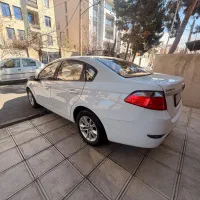 برلیانس ۴۰ تا کار