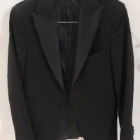 کت و شلوار و پیراهن و جلیقه وکراوات