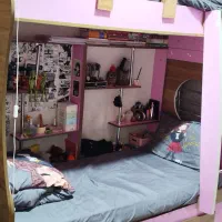 تخت دو طبقه به همراه تشک