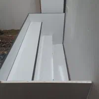 ویترین ایستاده  و توری مغازه