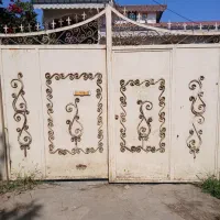 دروازه آهنی سنگین