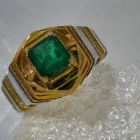 انگشتر زمرد پنجشیر