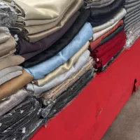 مقداری لباس زنانه