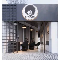 نیازمند ب آرایشگر ماهر مرد در بهترین نقطه شهر