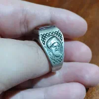 انگشتر نقره با تصویر رهبر خاص و کلکسیونی