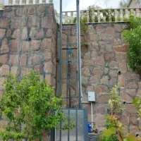 اسانسور هیدرولیک|ماشین‌آلات صنعتی|رباط‌کریم, رباط‌کریم|دیوار