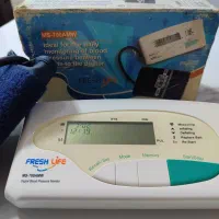 دستگاه فشار اصل قدیم|آرایشی، بهداشتی، درمانی|جوانرود, |دیوار