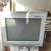 مانیتور قدیمی