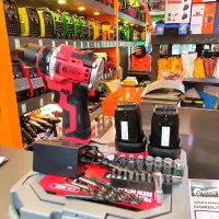 دریل شارژی 18 ولت ادن ادون براشلس 2باطری بالوازم|ماشین‌آلات صنعتی|مشهد, کوی پلیس|دیوار