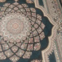یک عدد قالی ۹متری سالم