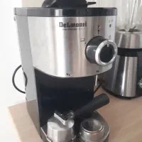 قهوه و اسپرسو ساز دلمونتی ایتالیا|سماور، چای‌ساز، قهوه‌ساز|نکا, |دیوار