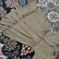 مقداری لباس نو