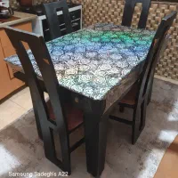 میز غذاخوری ۴ نفره