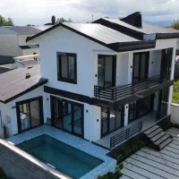 ویلای استخردار مدرن در قلب شهر چاف سند تک برگ