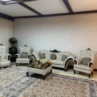 فروش مبلمان ۹ نفره و میز ناهارخوری ۶ نفره