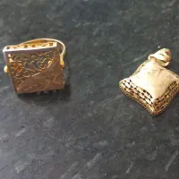 طلا در حد نو انگشتر و پلاک