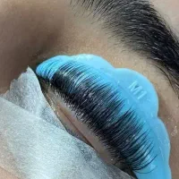 آموزش لیفت و لمینیت همراه با مدرک 1/900 تا شنبه