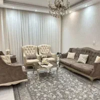 40 متر 1 خواب / طبقه ۲.۵ / رو به آفتاب