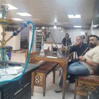 سری زن و چایی ریز قهوه خانه