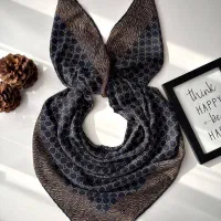 شال و روسری|لباس|شاهینشهر, نبوت|دیوار