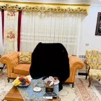 پرده همراه با والان و کتیبه