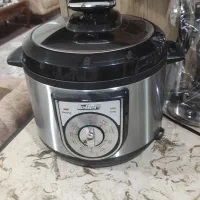زودپز برقی چندکاره فلر مدل pc-609 کاملا نو
