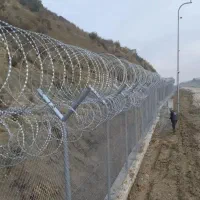 سیم خاردار.مفتول گالوانیزه