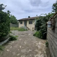 خانه کلنگی سند دار و یک قطعه زمین 285متری