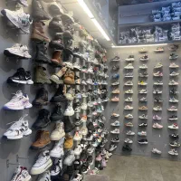 حراج ویژه کتونی بچه گانه