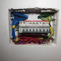 برق کاری  ۰تا ۱۰۰رفع اتصالی نصب انواع لوستر و...