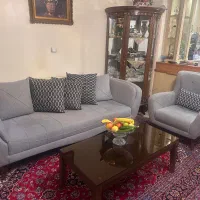 مبلمان راحتی در حد نو