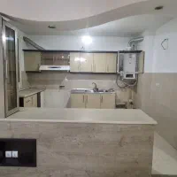 ۷۵متر طبقه اول فول مجتمع پردیس حاشیه وکیل اباد