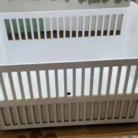 تخت خواب ‌کودک کنار مادر