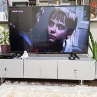 میز  ۳ کشو و جای گلدان