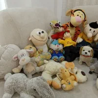 تعدادی اسباب بازی|اسباب‌بازی بچه|ایلام, |دیوار