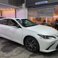 لکسوس ES 300h 2025