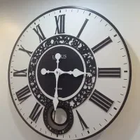ساعت دیواری بزرگ