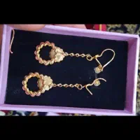 طلای شکسته 300 بالای تابلو
