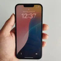 اپل iPhone 13 با حافظهٔ ۱۲۸ گیگابایت