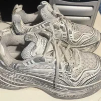 کفش بالنسیگا