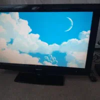 تلویزیون ۳۲ اینچ تمیز