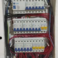 برقکار.برقکاری.برقکش.برقکشی و نصب آیفونهای  تصویری|خدمات پیشه و مهارت|همدان, |دیوار