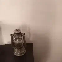 فانوس با لامپا قدیمی